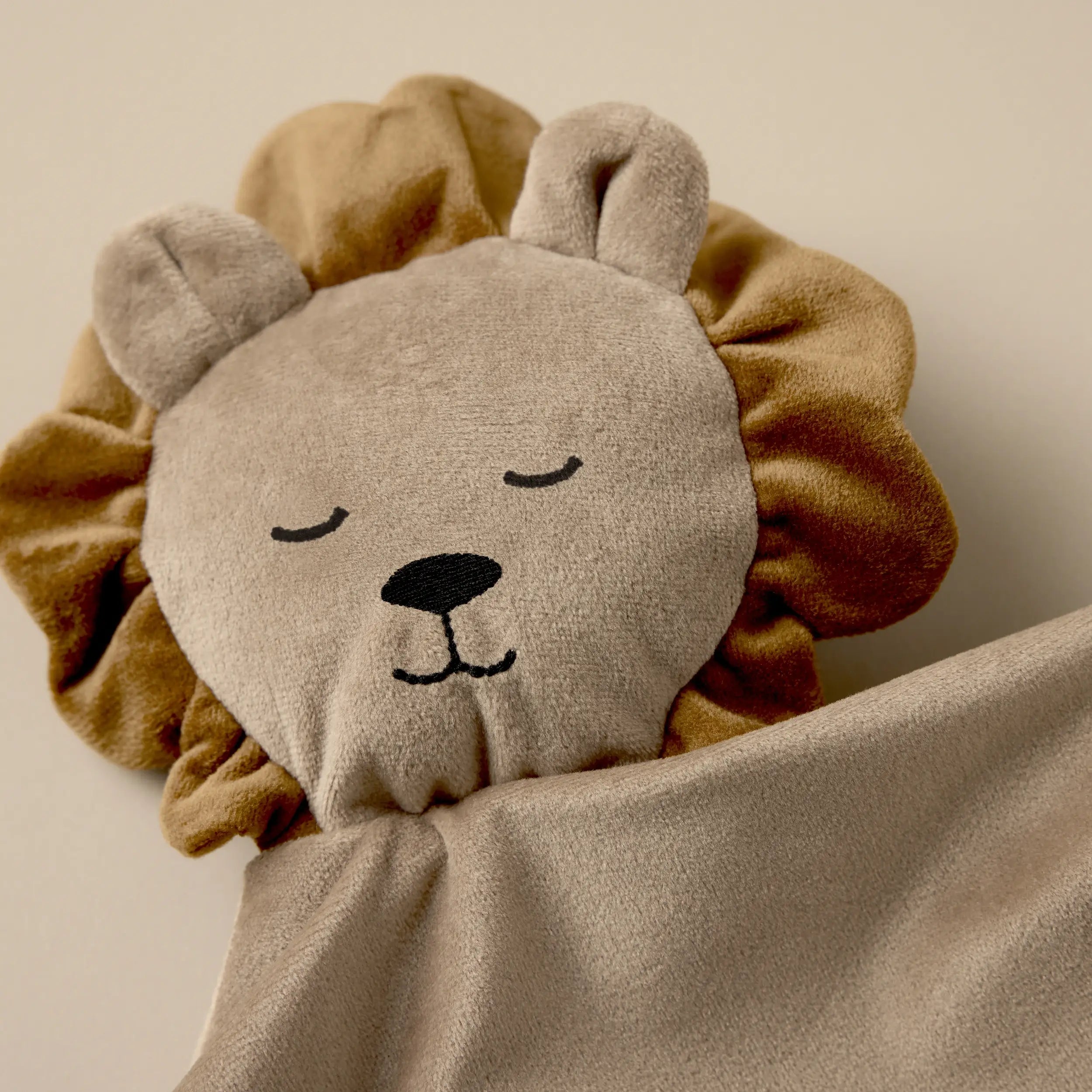 Circus Comforter - organic cotton baby product by First Chapter Co (image 6)